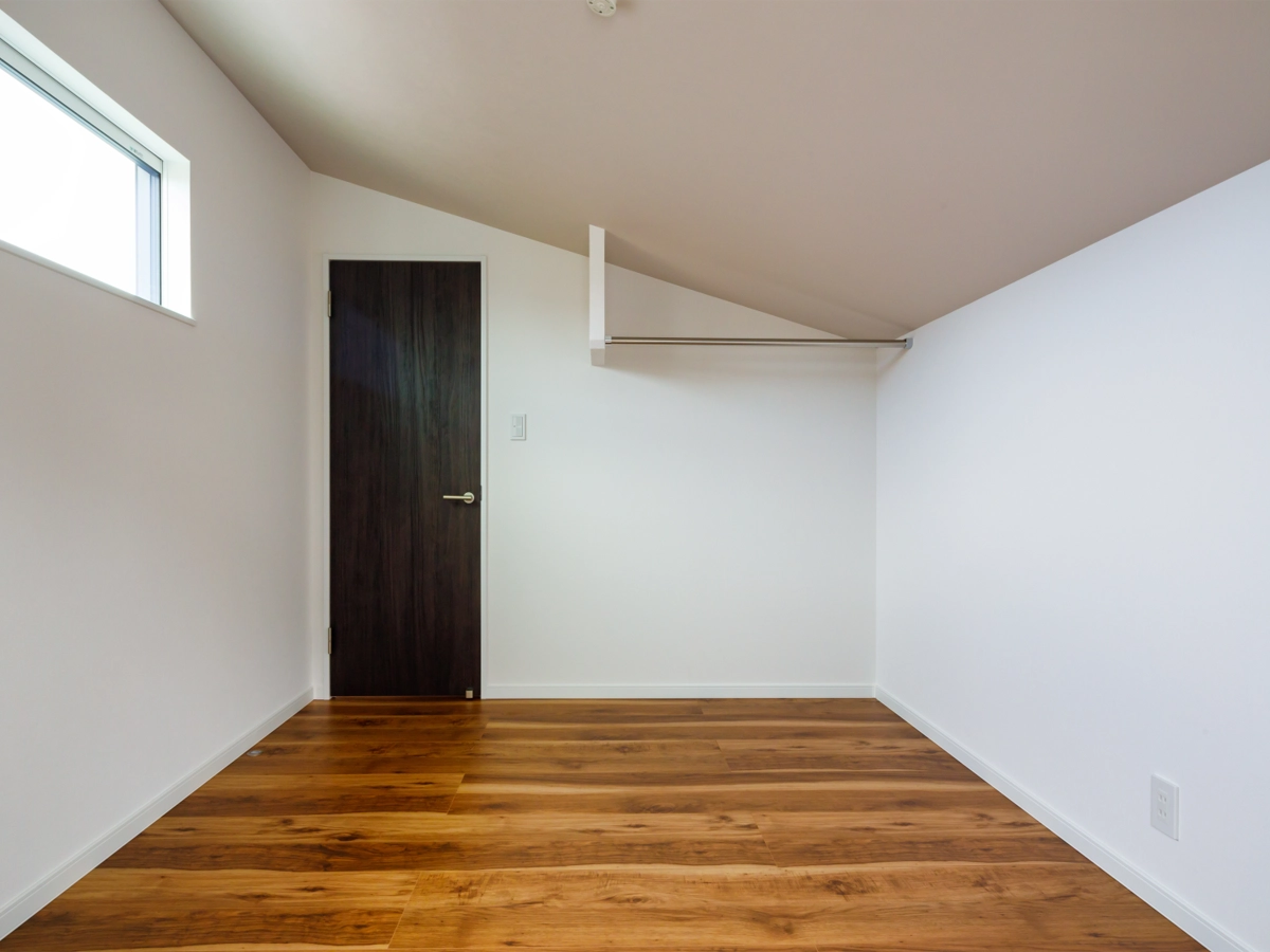 小屋裏を活用した納戸スペース