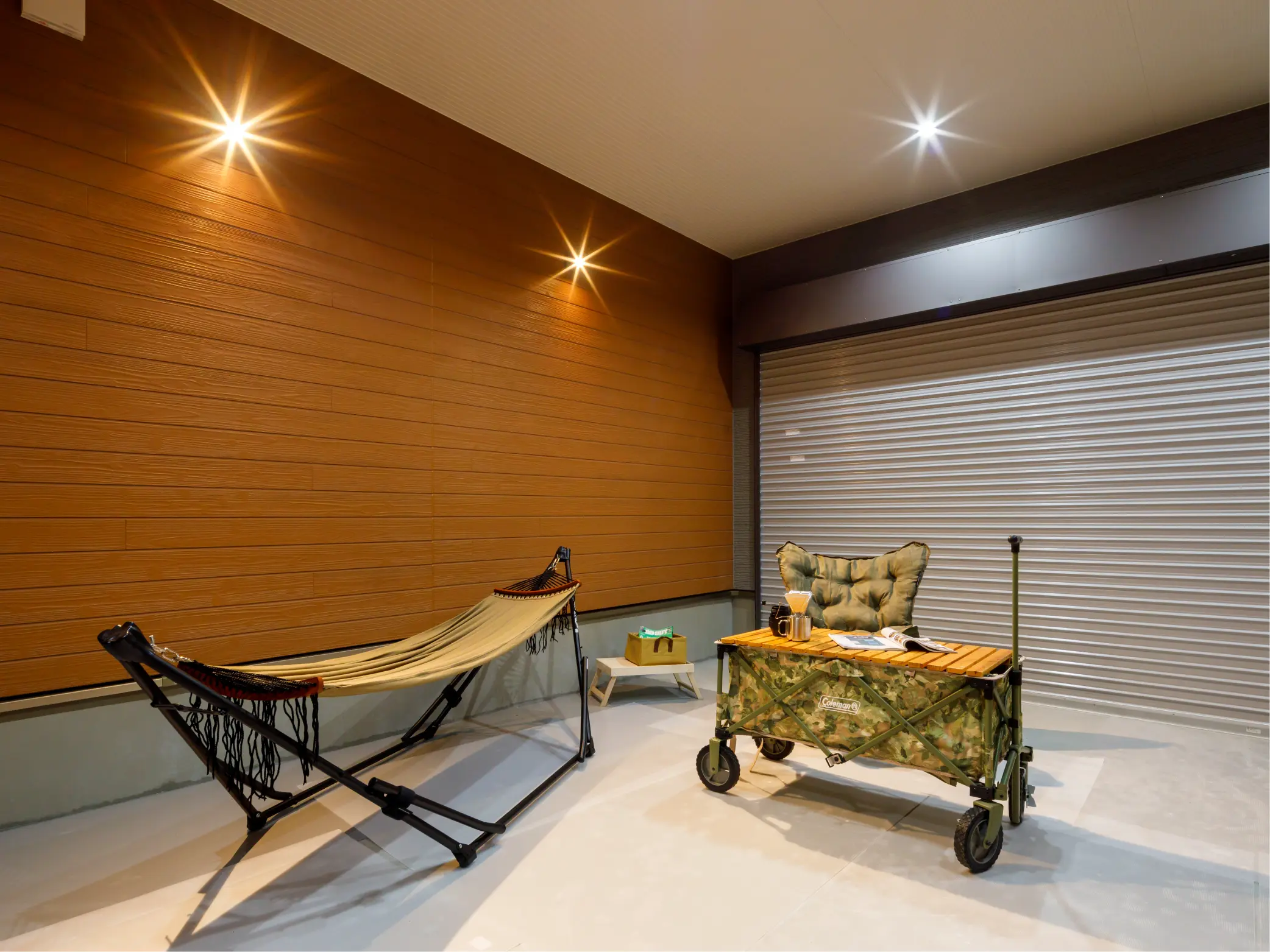 プライベート空間として楽しめるガレージ